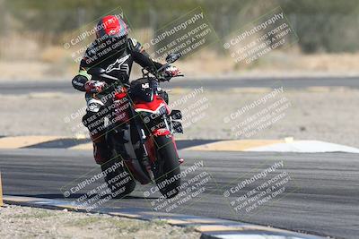 media/Oct-30-2025-Racers Edge (Thu) [[dabbdaf680]]/3-B Group/Session 2 Turn 2/